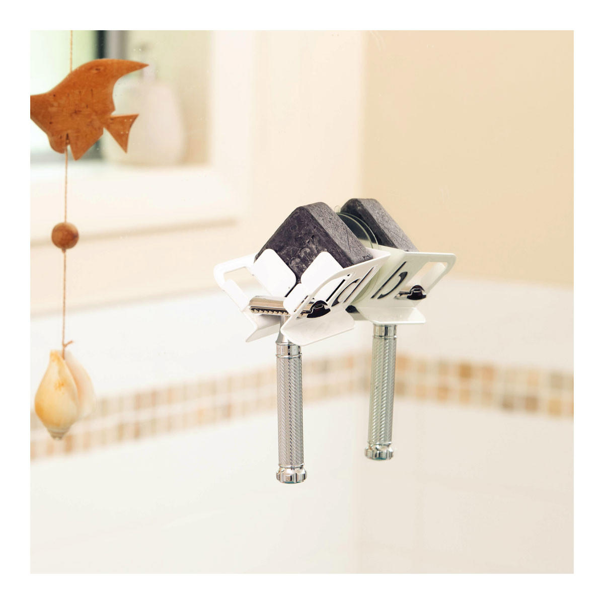 The Block Dock White Safety Razor Dock_2